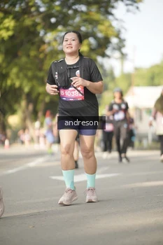 Runner Photo 4183855
