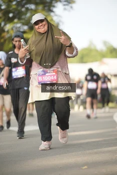 Runner Photo 4183861