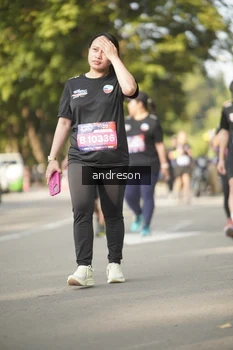 Runner Photo 4183863