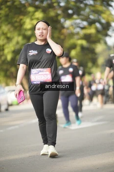 Runner Photo 4183865