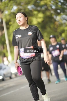 Runner Photo 4183871