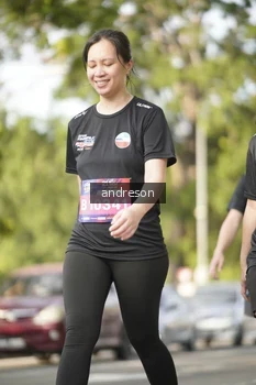 Runner Photo 4183887