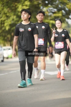 Runner Photo 4183890