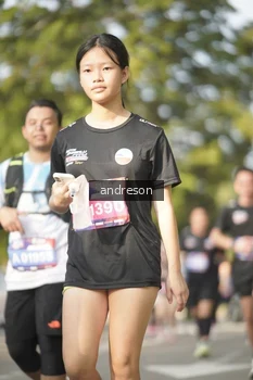 Runner Photo 4183911