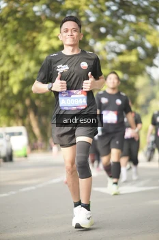 Runner Photo 4183920