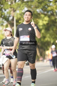 Runner Photo 4183923