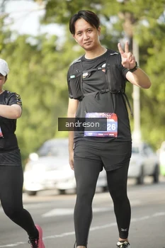 Runner Photo 4183933
