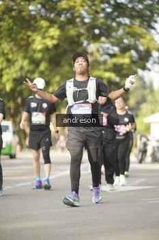 Runner Photo 4183938