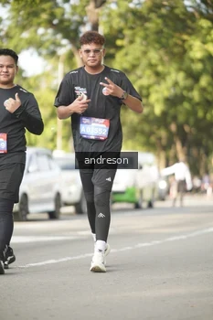 Runner Photo 4183961