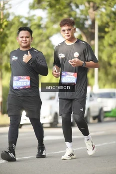 Runner Photo 4183963