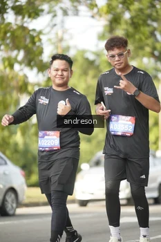 Runner Photo 4183967