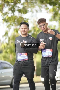 Runner Photo 4183972