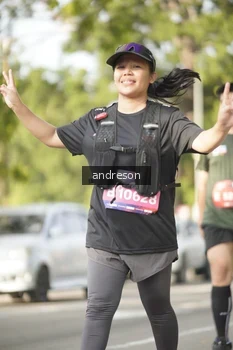 Runner Photo 4183974