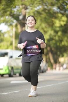 Runner Photo 4183995