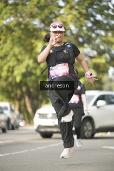 Runner Photo 4184000