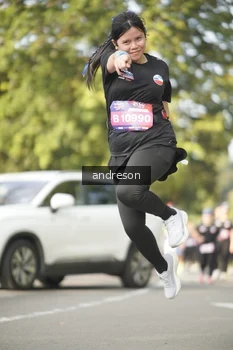 Runner Photo 4184007