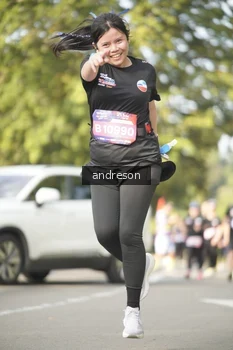 Runner Photo 4184010