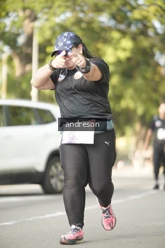 Runner Photo 4184018