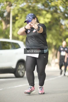 Runner Photo 4184019