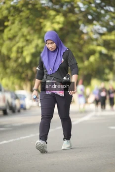 Runner Photo 4184042