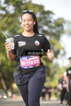 Runner Photo 4184044