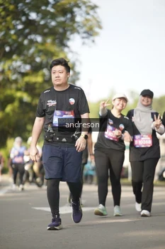 Runner Photo 4184056