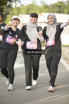 Runner Photo 4184060
