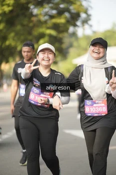 Runner Photo 4184066