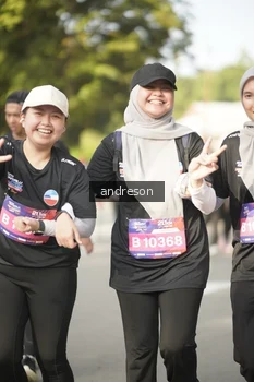 Runner Photo 4184069