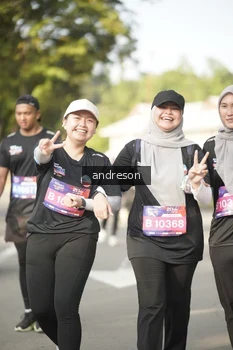 Runner Photo 4184071