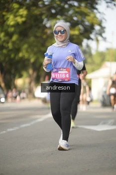 Runner Photo 4184076