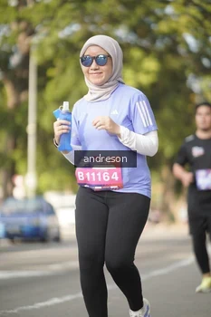 Runner Photo 4184082