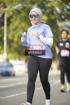 Runner Photo 4184084