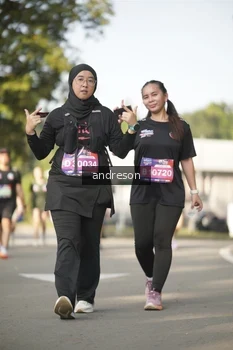 Runner Photo 4184090