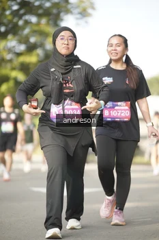 Runner Photo 4184095