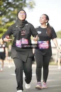 Runner Photo 4184097