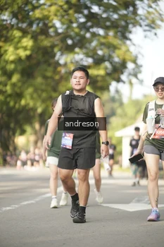 Runner Photo 4184104