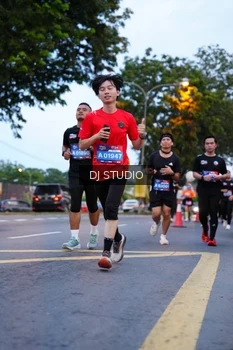 Runner Photo 4190089
