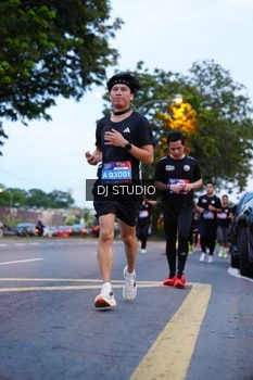 Runner Photo 4190120