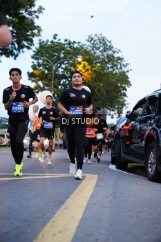 Runner Photo 4190190
