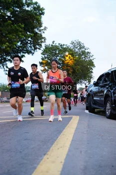Runner Photo 4190360