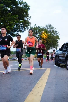 Runner Photo 4190378