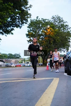 Runner Photo 4190402