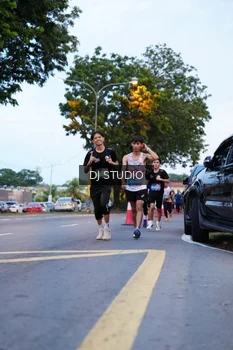 Runner Photo 4190447