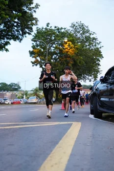 Runner Photo 4190452
