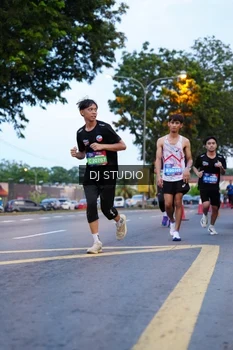 Runner Photo 4190505