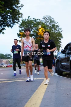 Runner Photo 4190545