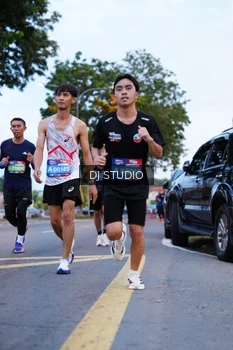 Runner Photo 4190553