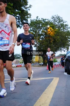 Runner Photo 4190574