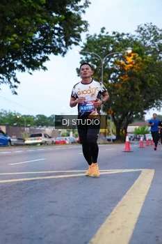 Runner Photo 4190592